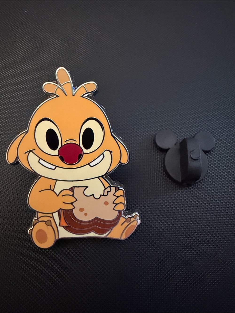Disney Ruben stitch pin